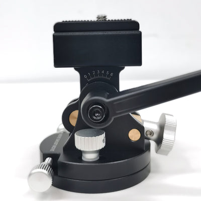 Wedge for precise polar alignment