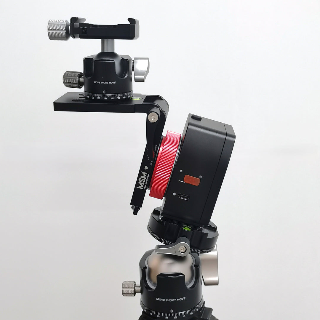 Low Gravity Compact Ball Head