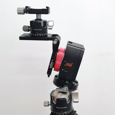 Low Gravity Compact Ball Head